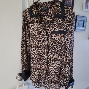 Laundry by Shelli Segal Faux Leather Trim Button Down Long Sleeve M Like New!